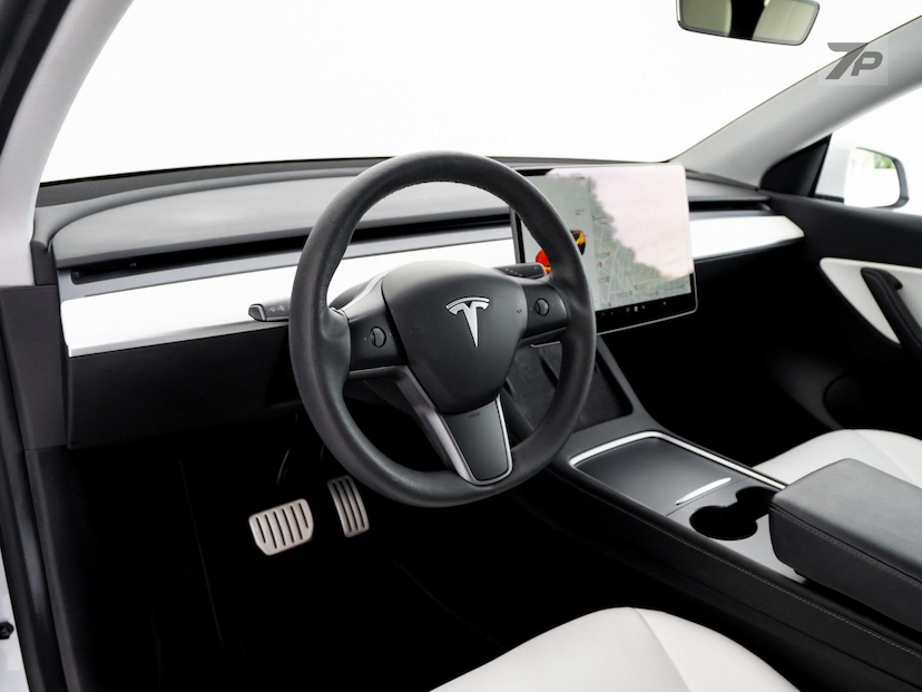 Foto do veículo TESLA MODEL Y  PERFORMANCE 2021 40.234 KM 275.000,00