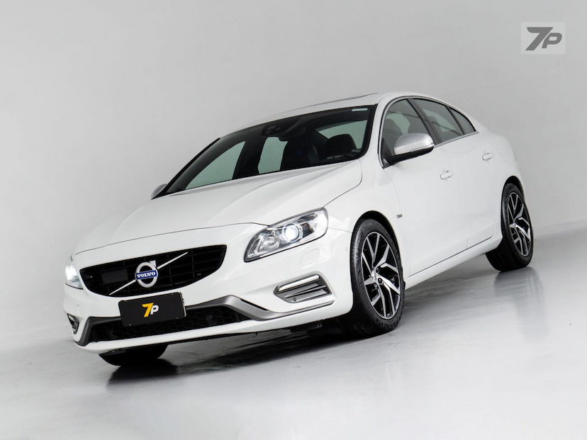 Foto do veículo VOLVO S60  2.0 T6 R-DES 2016 65.932 KM 119.500,00