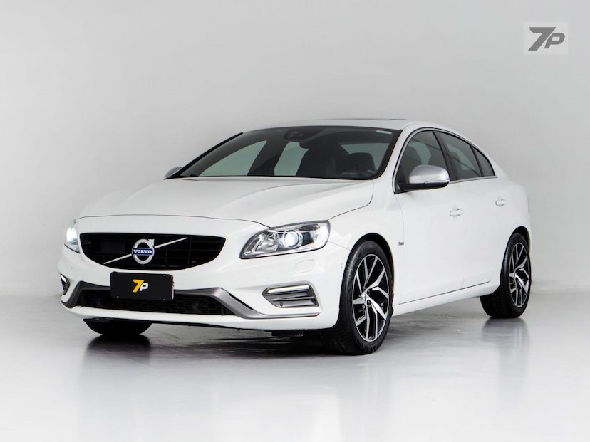 Foto do veículo VOLVO S60  2.0 T6 R-DES 2016 65.932 KM 119.500,00