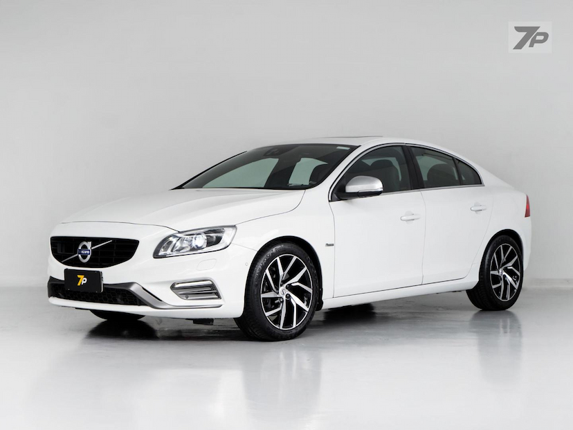 Foto do veículo VOLVO S60  2.0 T6 R-DES 2016 65.932 KM 119.500,00