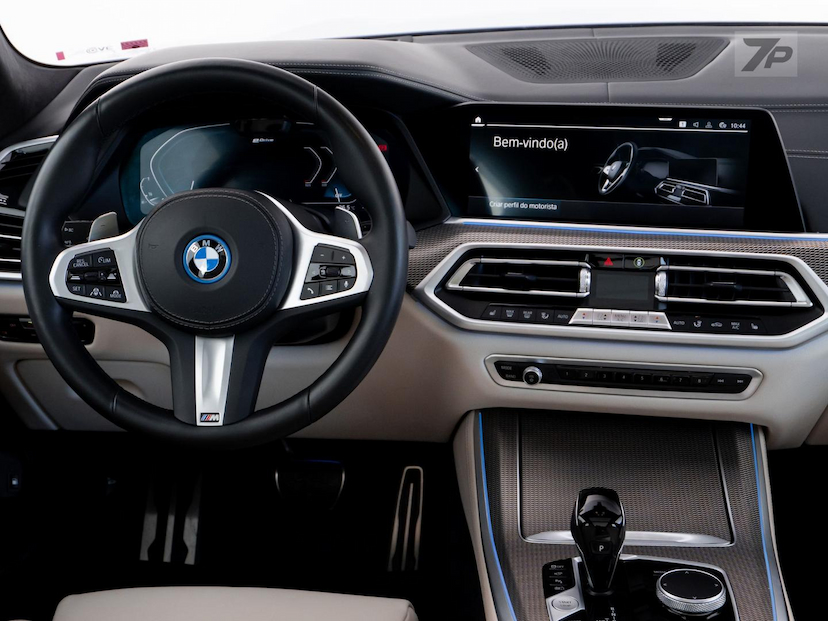 Foto do veículo BMW X5  XDRIVE45E 2023 22.325 KM 499.000,00