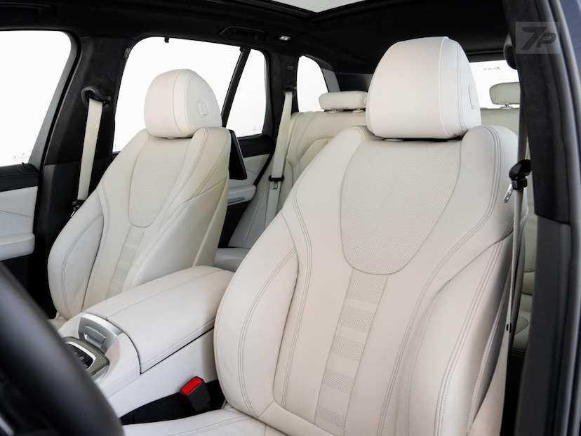 Foto do veículo BMW X5  XDRIVE45E 2023 22.325 KM 499.000,00