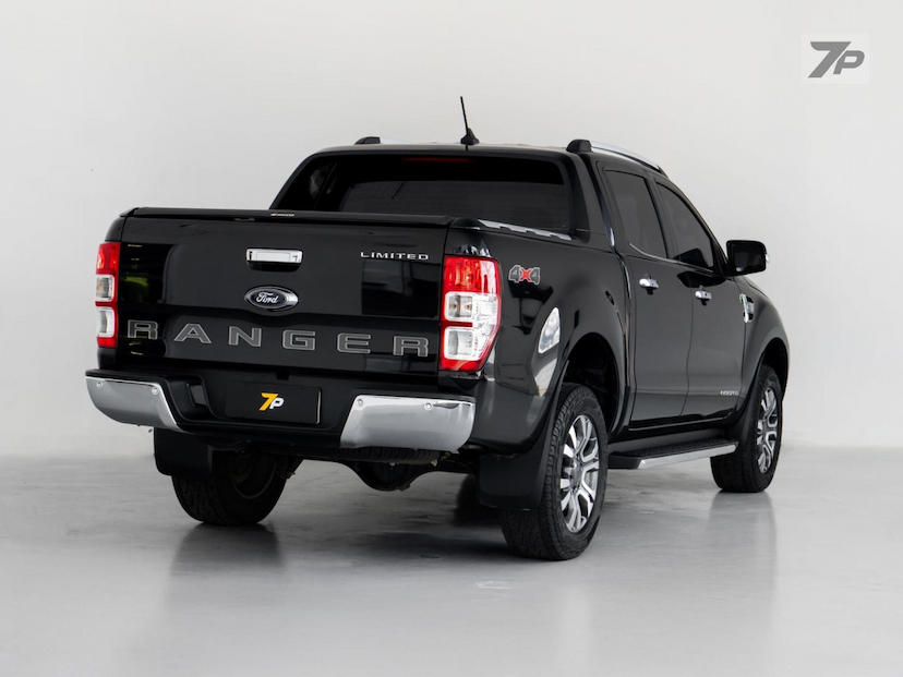 Foto do veículo FORD RANGER  LTDCD4A32C 2023 37.730 KM 234.900,00