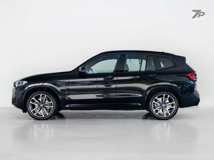 Foto do veículo BMW X3  XDRIVE30E 2024 7.220 KM 445.000,00