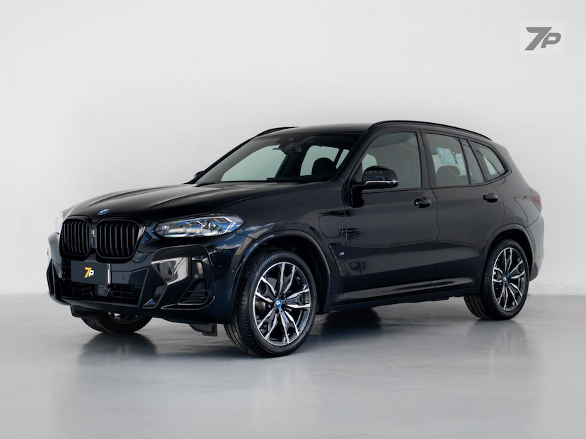 Foto do veículo BMW X3  XDRIVE30E 2024 7.220 KM 445.000,00