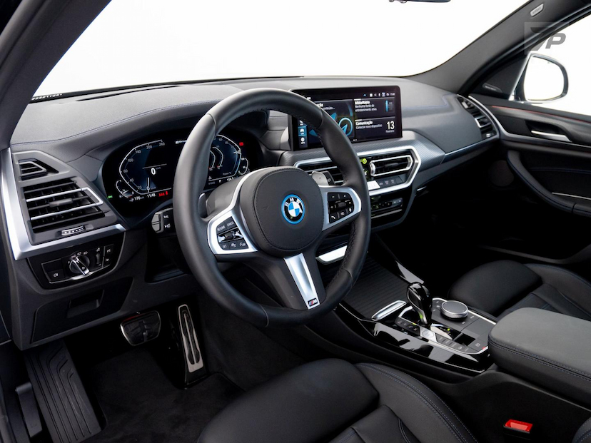 Foto do veículo BMW X3  XDRIVE30E 2024 7.220 KM 445.000,00