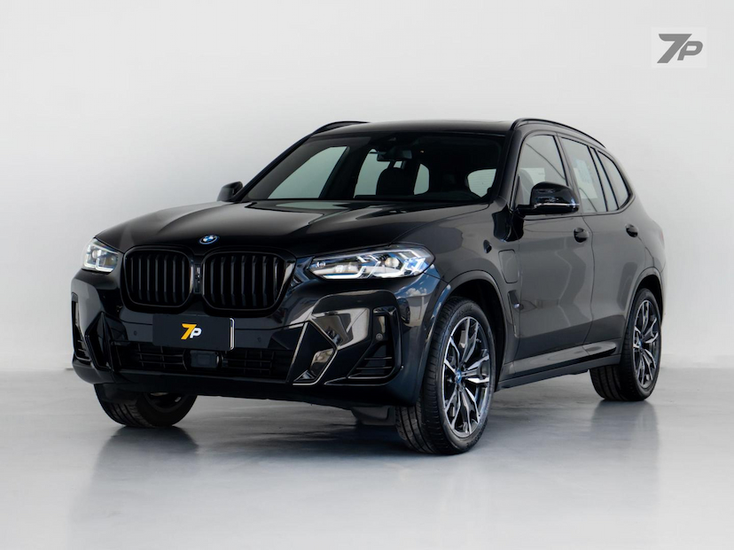 Foto do veículo BMW X3  XDRIVE30E 2024 7.220 KM 445.000,00