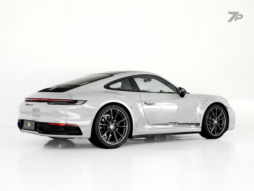 Foto do veículo PORSCHE 911  CARRERA T 2023 3.262 KM 868.000,00