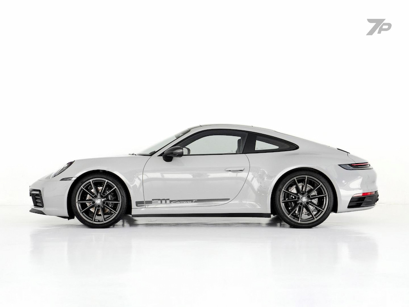 Foto do veículo PORSCHE 911  CARRERA T 2023 3.262 KM 868.000,00