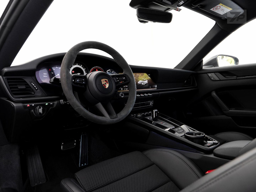 Foto do veículo PORSCHE 911  CARRERA T 2023 3.262 KM 868.000,00