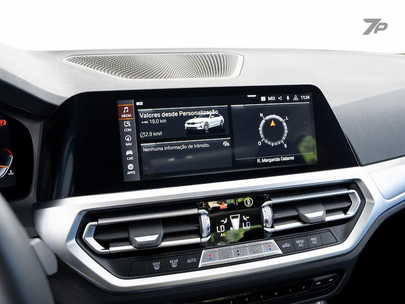 Foto do veículo BMW 320I 320 SPORT GP 184 CV 2020 43.815 KM 194.500,00