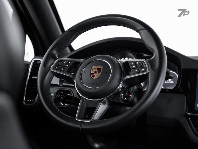 Foto do veículo PORSCHE CAYENNE  COUPE PLATINUM ED 3.0 (HIBRIDO) 2022 26.049 KM 677.000,00