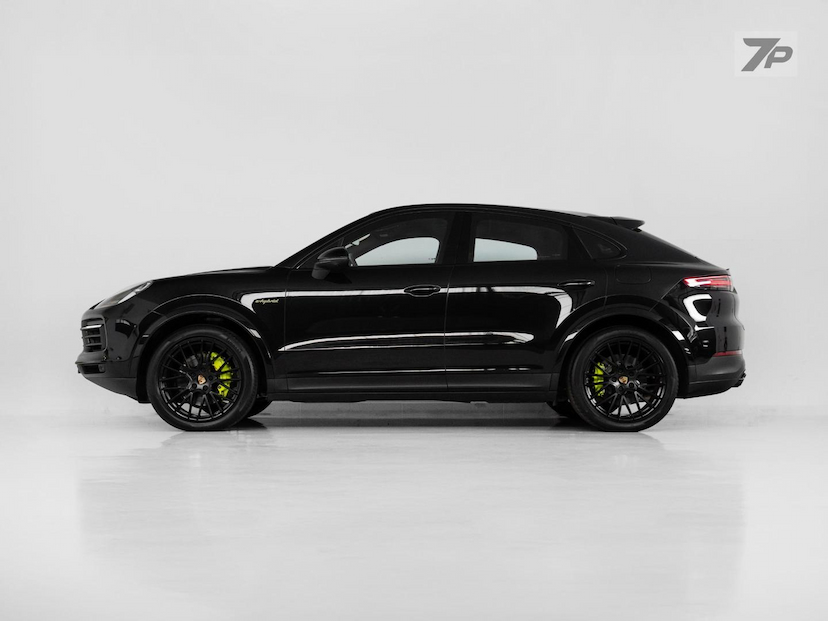 Foto do veículo PORSCHE CAYENNE  COUPE PLATINUM ED 3.0 (HIBRIDO) 2022 26.049 KM 677.000,00