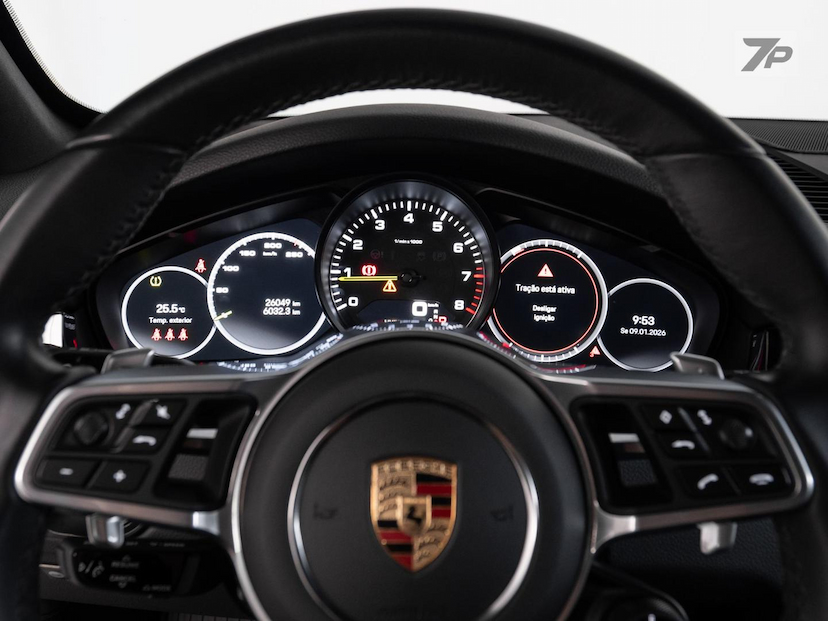 Foto do veículo PORSCHE CAYENNE  COUPE PLATINUM ED 3.0 (HIBRIDO) 2022 26.049 KM 677.000,00