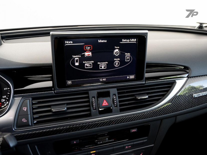 Foto do veículo AUDI RS6  AVANT 4.0TFSI 2015 60.225 KM 369.000,00
