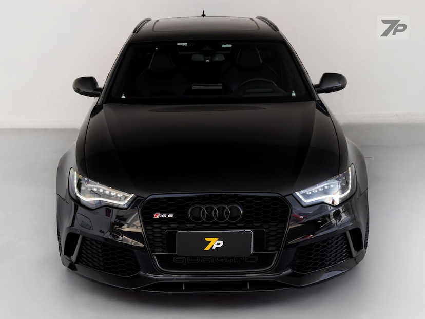 Foto do veículo AUDI RS6  AVANT 4.0TFSI 2015 60.225 KM 369.000,00