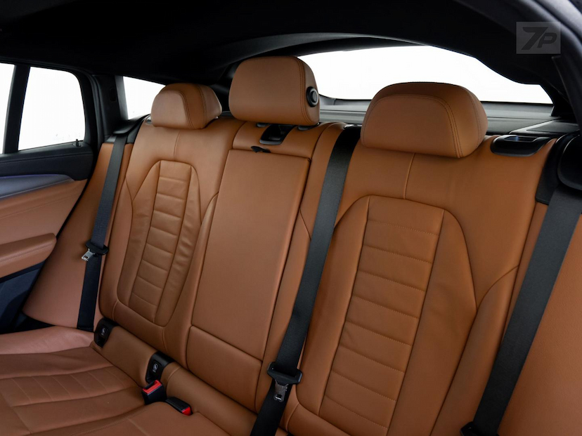 Foto do veículo BMW X4  XDRIVE30I 2019 71.107 KM 252.500,00