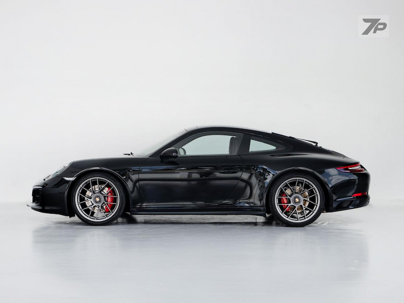 Foto do veículo PORSCHE 911  CARRERA GTS COUPE 3.0 (991) 2019 29.462 KM 738.500,00