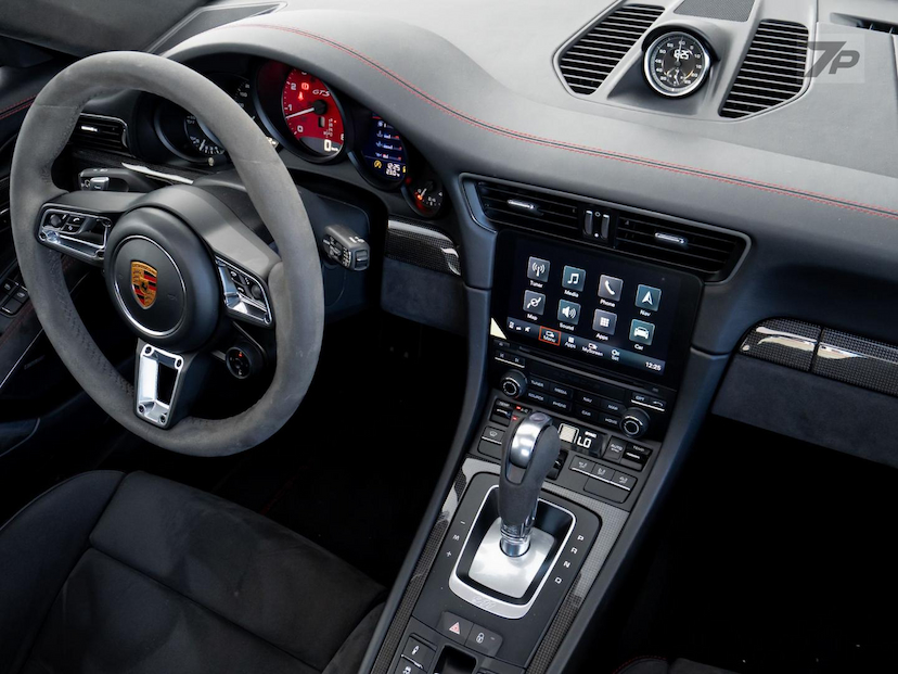 Foto do veículo PORSCHE 911  CARRERA GTS COUPE 3.0 (991) 2019 29.462 KM 738.500,00