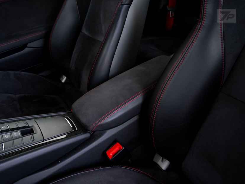 Foto do veículo PORSCHE 911  CARRERA GTS COUPE 3.0 (991) 2019 29.462 KM 738.500,00