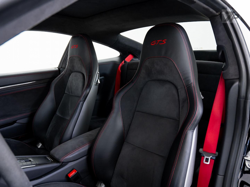 Foto do veículo PORSCHE 911  CARRERA GTS COUPE 3.0 (991) 2019 29.462 KM 738.500,00