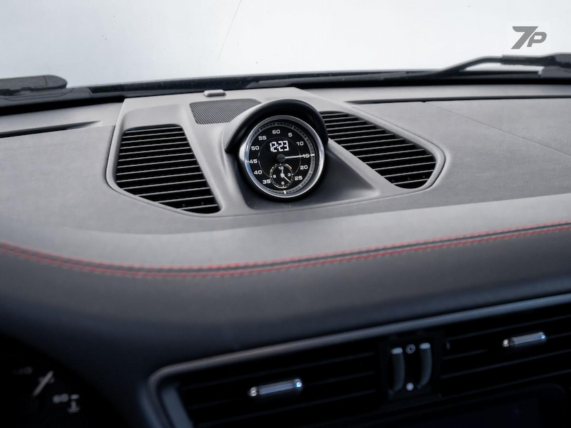 Foto do veículo PORSCHE 911  CARRERA GTS COUPE 3.0 (991) 2019 29.462 KM 738.500,00