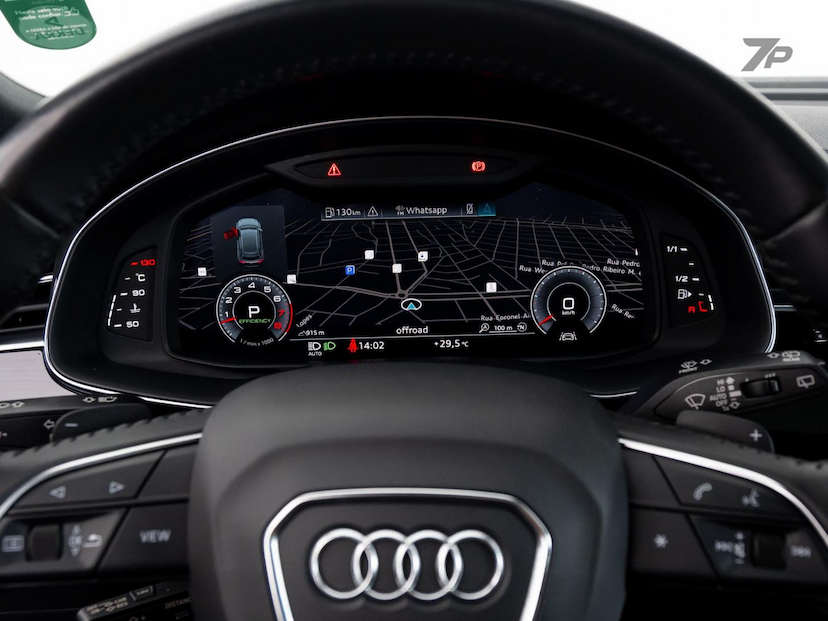 Foto do veículo AUDI Q8  3.0 TFSI GASOLINA PERFORMANCE BLACK QUATTRO TIPTRONIC 2020 59.896 KM 355.000,00