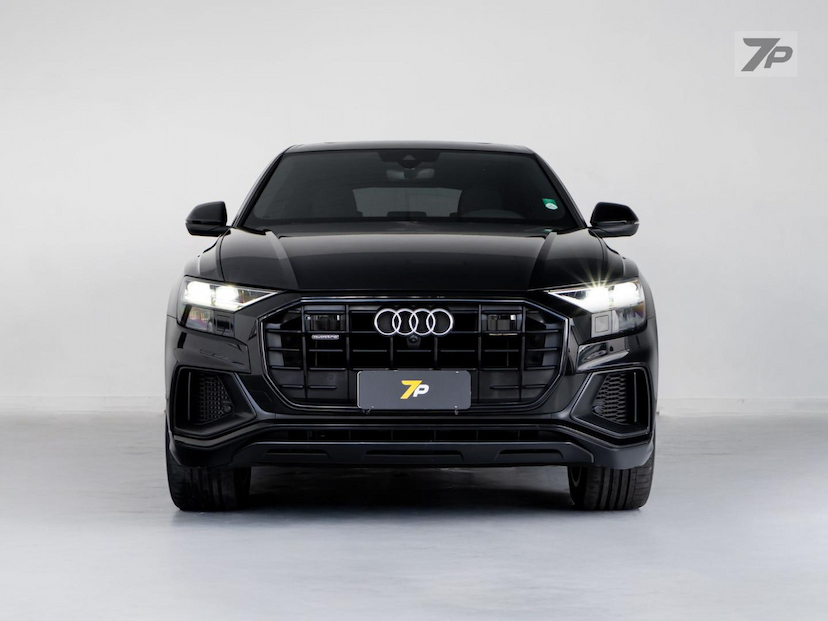 Foto do veículo AUDI Q8  3.0 TFSI GASOLINA PERFORMANCE BLACK QUATTRO TIPTRONIC 2020 59.896 KM 355.000,00