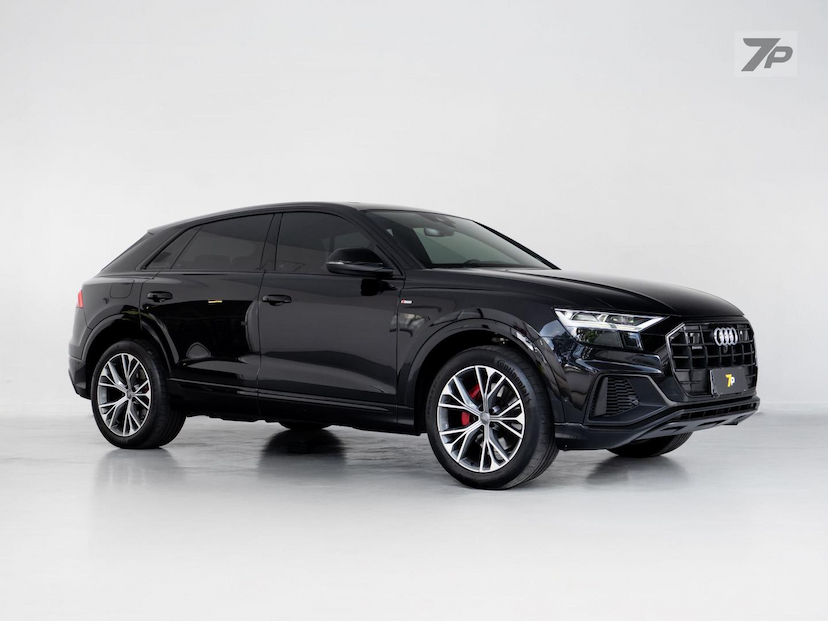 Foto do veículo AUDI Q8  3.0 TFSI GASOLINA PERFORMANCE BLACK QUATTRO TIPTRONIC 2020 59.896 KM 355.000,00