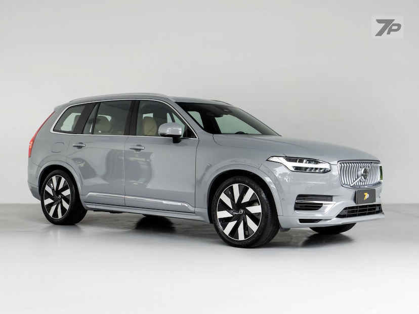 Foto do veículo VOLVO XC90  T8 ULTIMATE 2024 17.000 KM 498.500,00