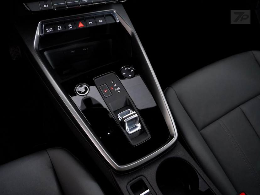 Foto do veículo AUDI A3  SPB 1.4TFSI 2022 11.468 KM 199.900,00