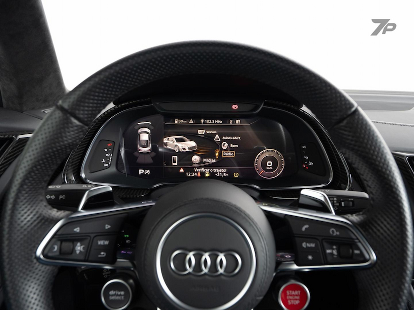 Foto do veículo AUDI R8  CP 5.2FSI P 2021 12.181 KM 1.639.000,00