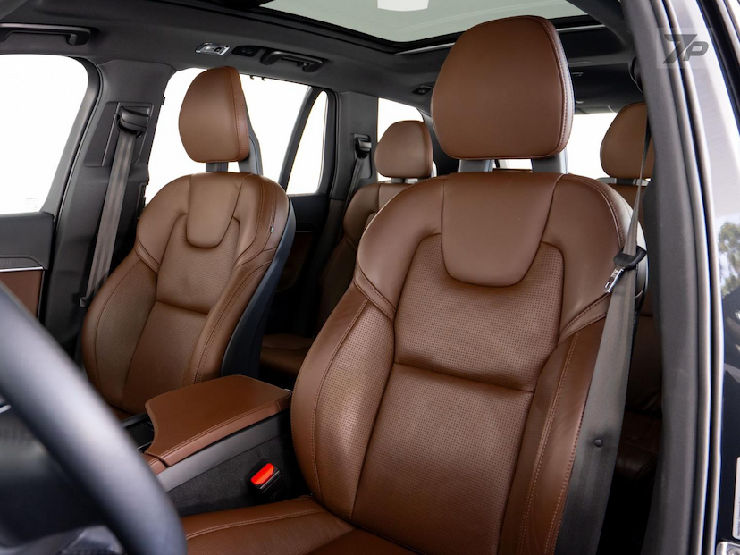 Foto do veículo VOLVO XC90  T8 INSCRIPT 2021 46.975 KM 349.000,00