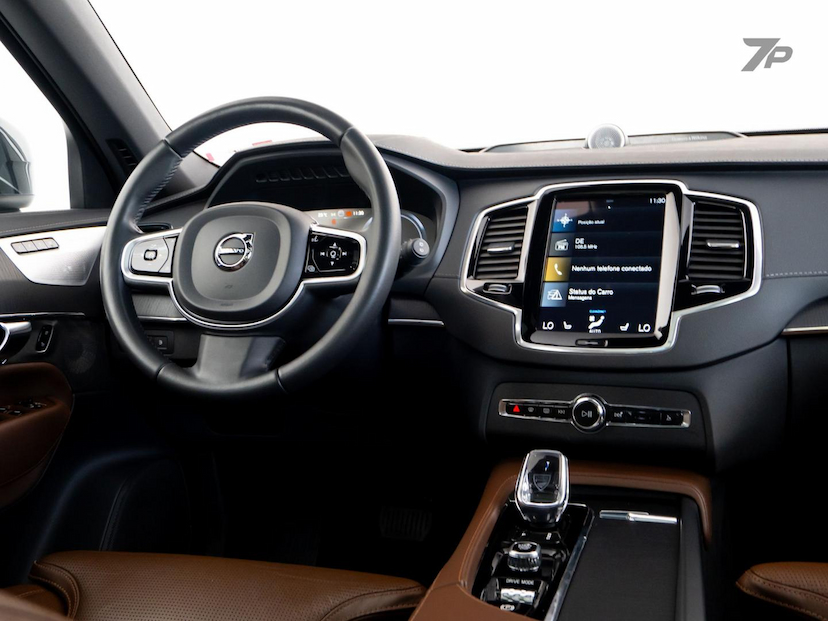 Foto do veículo VOLVO XC90  T8 INSCRIPT 2021 46.975 KM 349.000,00