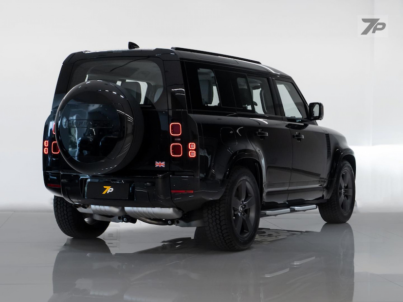 Foto do veículo LAND ROVER DEFENDER  110 X-DY.HSE D300 DIE AUT. (HÍB.) 2025 100 KM 809.000,00