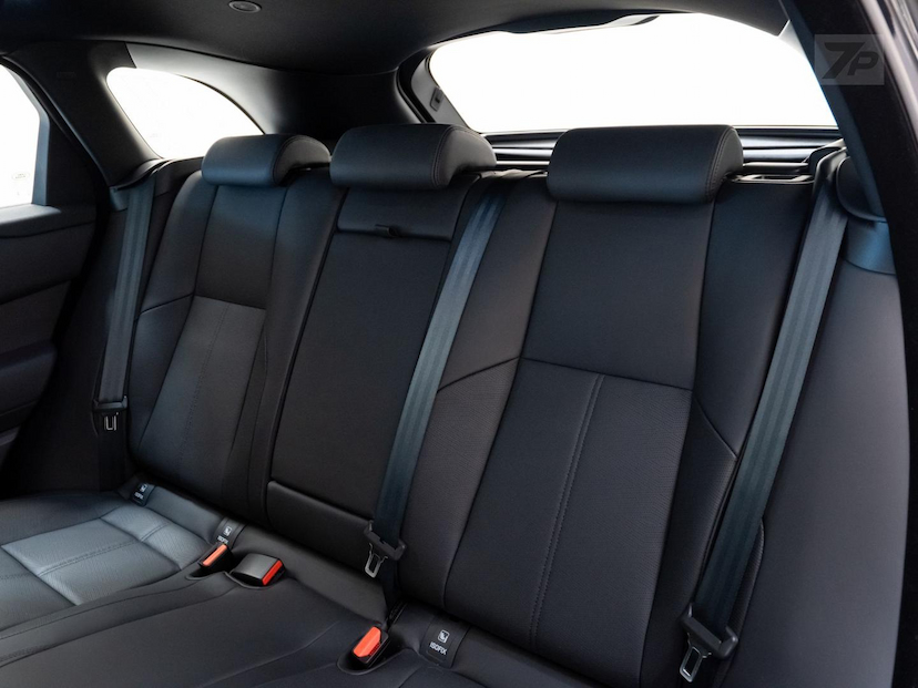 Foto do veículo LAND ROVER RANGE ROVER VELAR RANGE R.VELAR HSE R-DYN 2.0 SI49(HIB.) 2026 100 KM 738.700,00