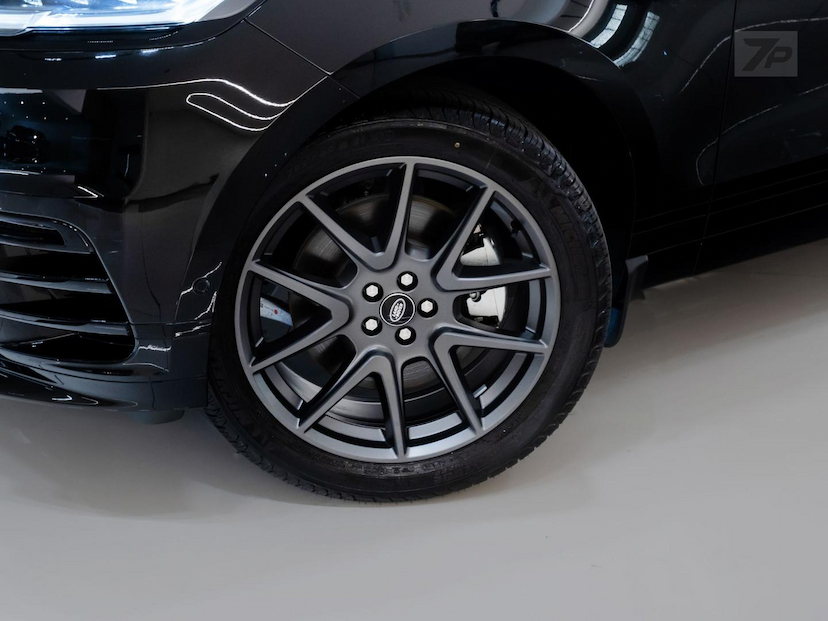 Foto do veículo LAND ROVER RANGE ROVER VELAR RANGE R.VELAR HSE R-DYN 2.0 SI49(HIB.) 2026 100 KM 738.700,00