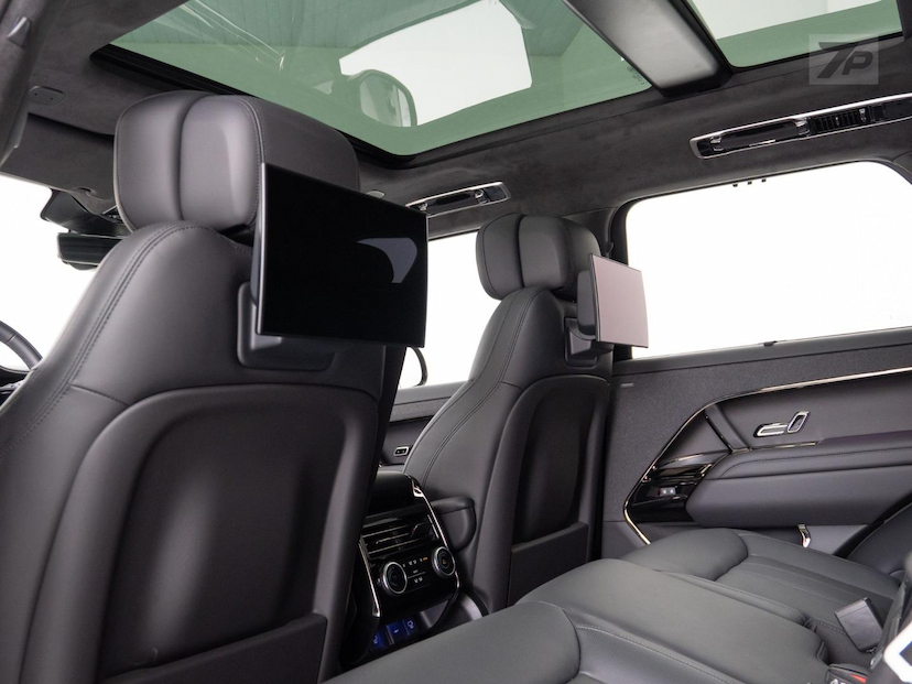 Foto do veículo LAND ROVER RANGE ROVER SPORT  AUTOBIOGRAPHY 550PS PHEV 3.0 2026 100 KM 1.280.000,00