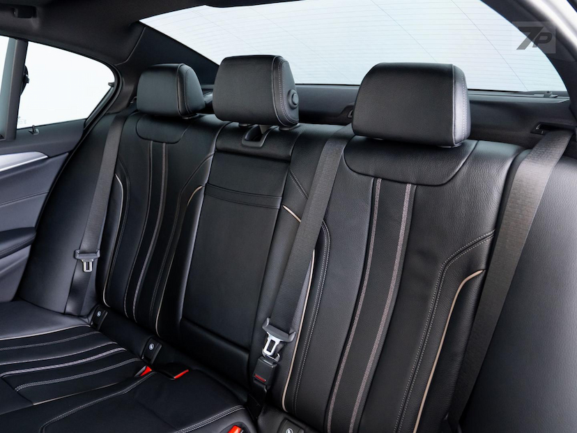 Foto do veículo BMW 530I  2018 19.249 KM 249.800,00