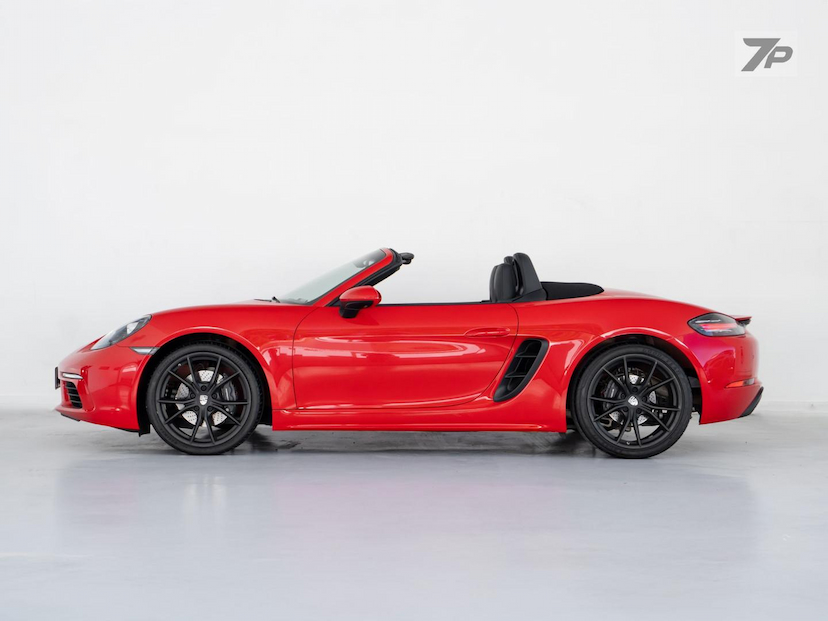 Foto do veículo PORSCHE 718  BOXSTER 2.0 300CV 2020 13.859 KM 480.000,00