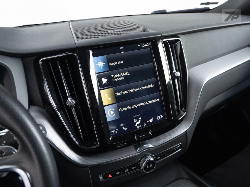 Foto do veículo VOLVO XC60 XC60 T-8 R-DESIGN 2.0 2019 59.639 KM 208.500,00