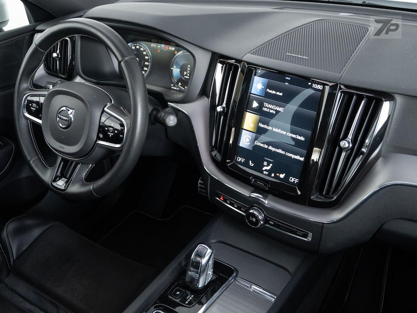 Foto do veículo VOLVO XC60 XC60 T-8 R-DESIGN 2.0 2019 59.639 KM 208.500,00
