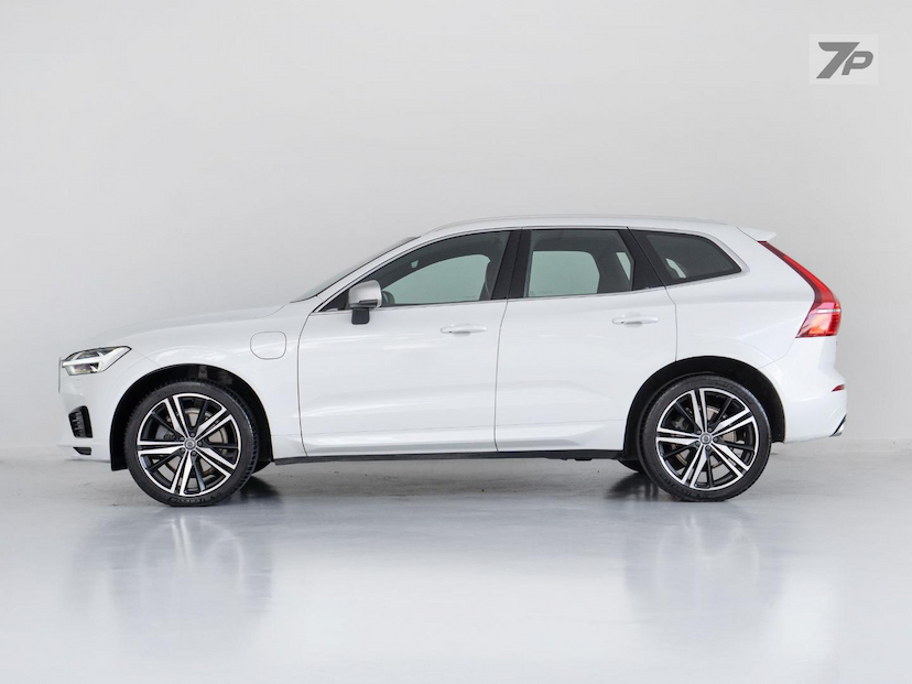 Foto do veículo VOLVO XC60 XC60 T-8 R-DESIGN 2.0 2019 59.639 KM 208.500,00