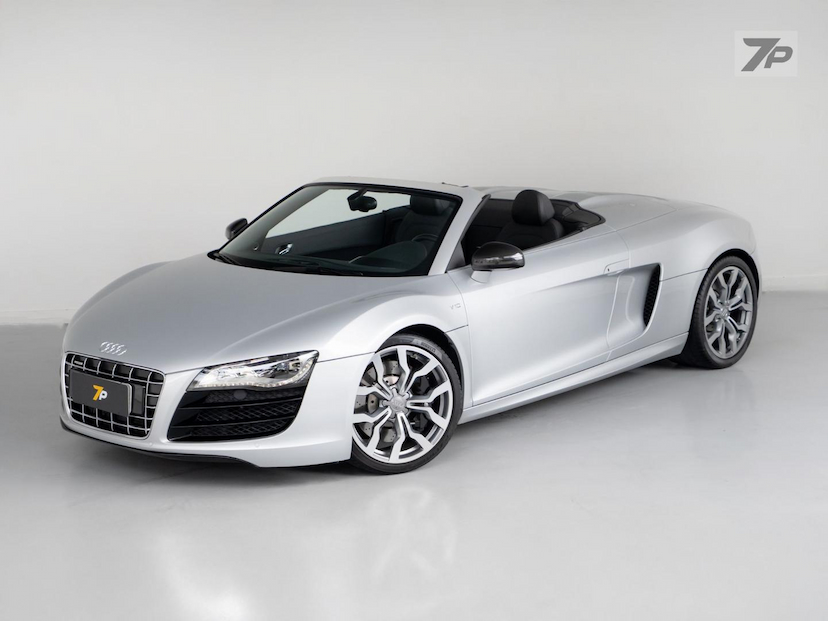 Foto do veículo AUDI R8  5.2 FSI V10 40V QUATTRO SPYDER 2011 4.701 KM 835.000,00