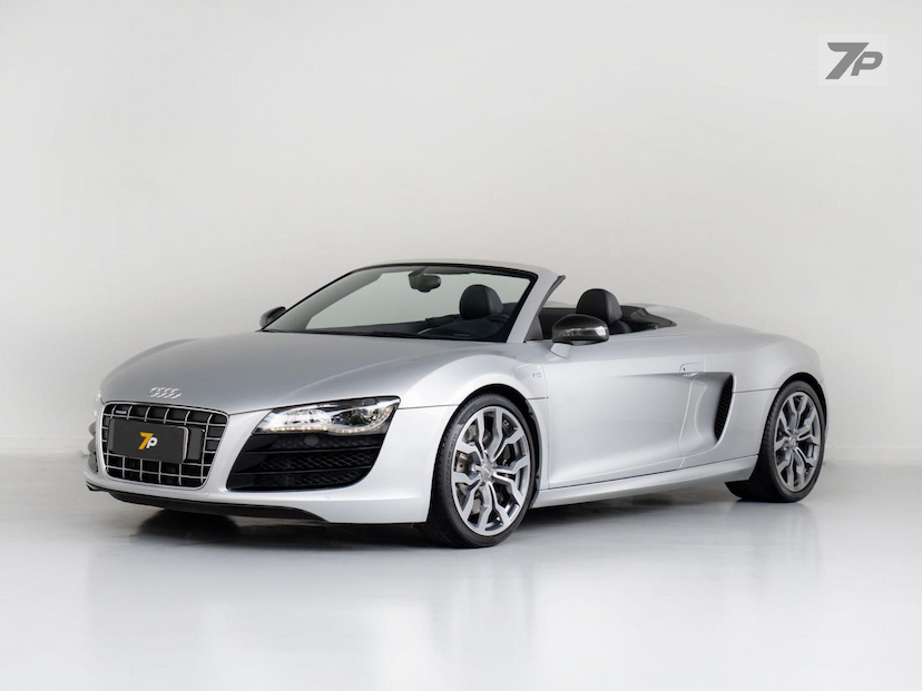 Foto do veículo AUDI R8  5.2 FSI V10 40V QUATTRO SPYDER 2011 4.701 KM 835.000,00