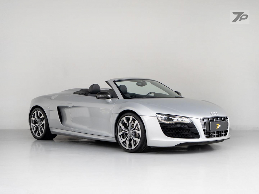 Foto do veículo AUDI R8  5.2 FSI V10 40V QUATTRO SPYDER 2011 4.701 KM 835.000,00
