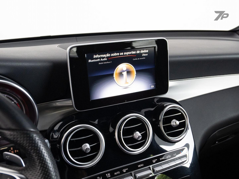 Foto do veículo MERCEDES-BENZ GLC 250 GLC2504MATIC CO 2018 61.003 KM 238.000,00