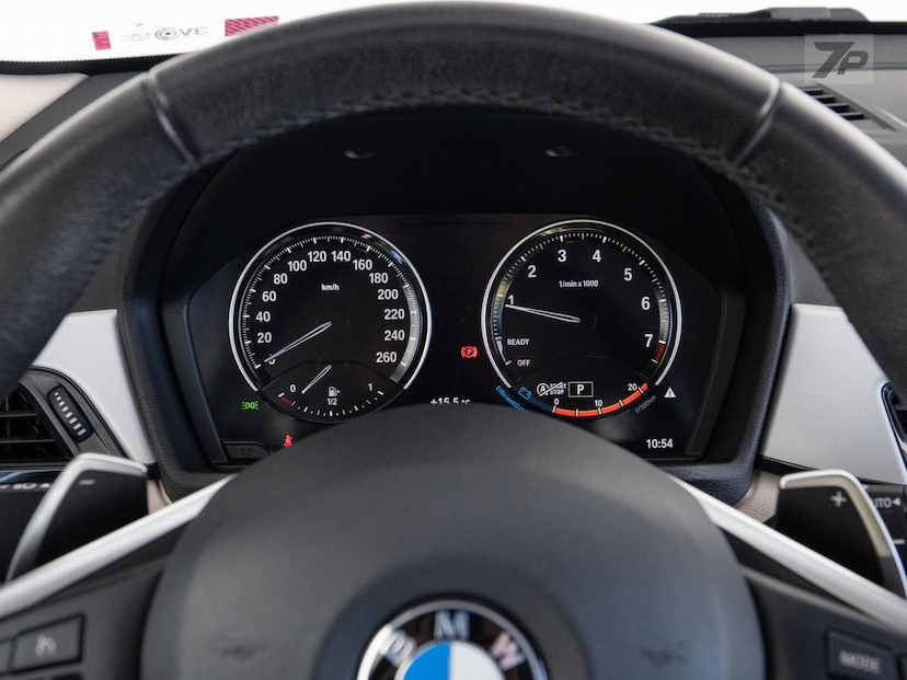 Foto do veículo BMW X1  S20I ACTIVEFLEX 2020 27.738 KM 164.500,00