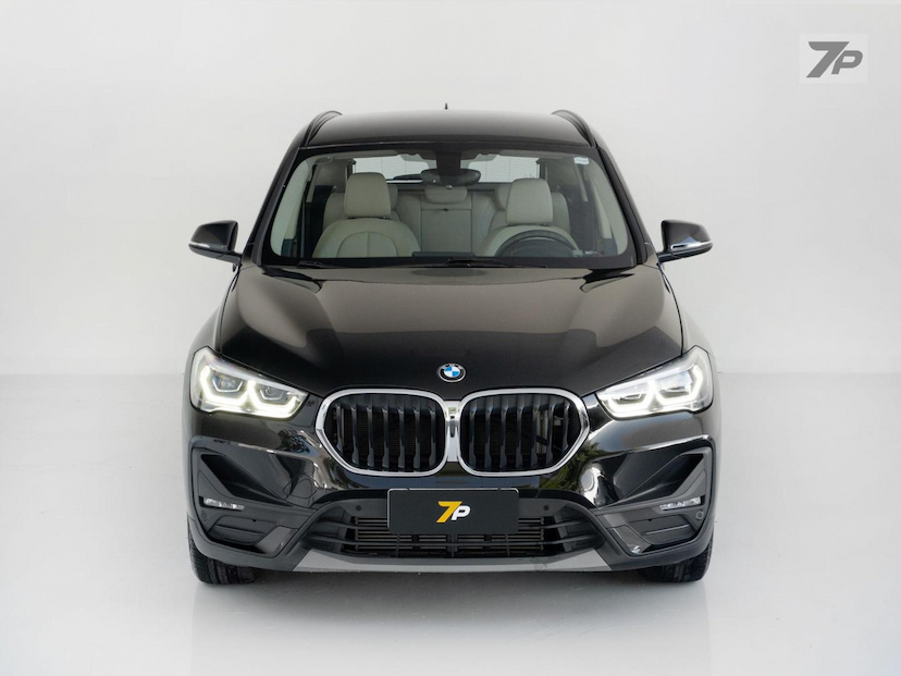 Foto do veículo BMW X1  S20I ACTIVEFLEX 2020 27.738 KM 164.500,00