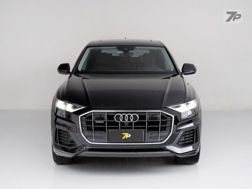 Foto do veículo AUDI Q8  3.0TFSI 2020 19.854 KM 378.900,00